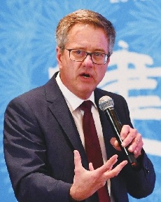 ƌW(xu)ԺԺʿJeff F.MILLER 