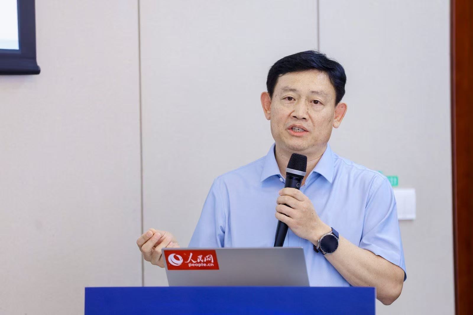 國家衛(wèi)健委婦幼健康中心副主任許宗余發(fā)言。